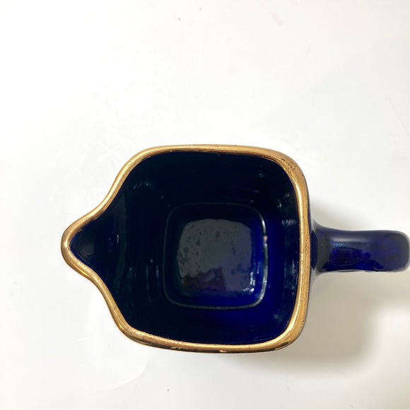 Vintage SEAGRAMS VO CANADIAN WHISKEY Cobalt Blue Pitcher Gold Trim - Picture 4 of 8